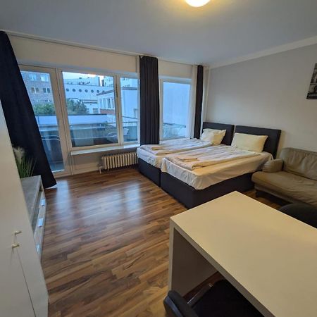 1,5-Zimmer Apartment Mit Balkon Am Hauptbahnhof 新明斯特 外观 照片