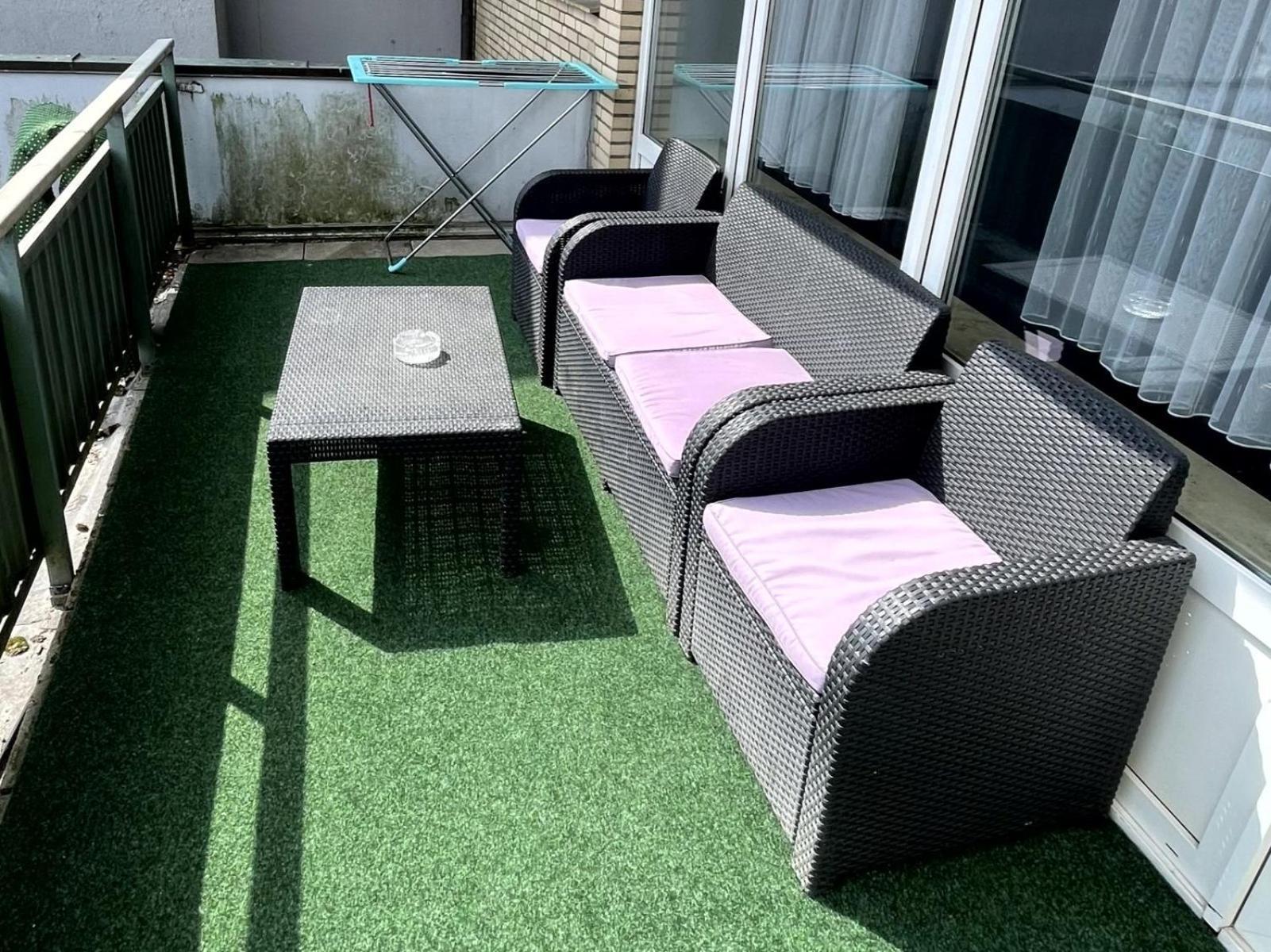 1,5-Zimmer Apartment Mit Balkon Am Hauptbahnhof 新明斯特 外观 照片
